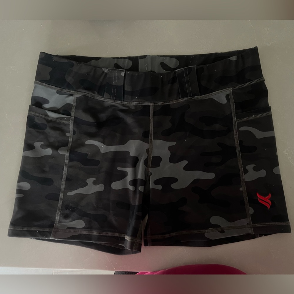 Vakandi Size L